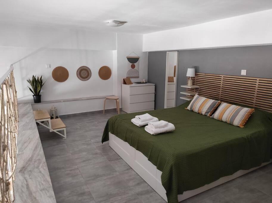 Апартаменты Oliva Loft Эрмуполис Экстерьер фото